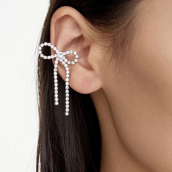 Bowknot unique clip in earrings 18K gold plated in two colors - Picture 1 of 7